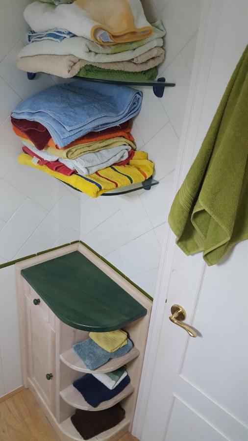Semi-Detached Adosado Con Encanto -130 M2 - Wifi 600 Mb - Piscina Comunitaria - Patio Privado Torremolinos Bagian luar foto